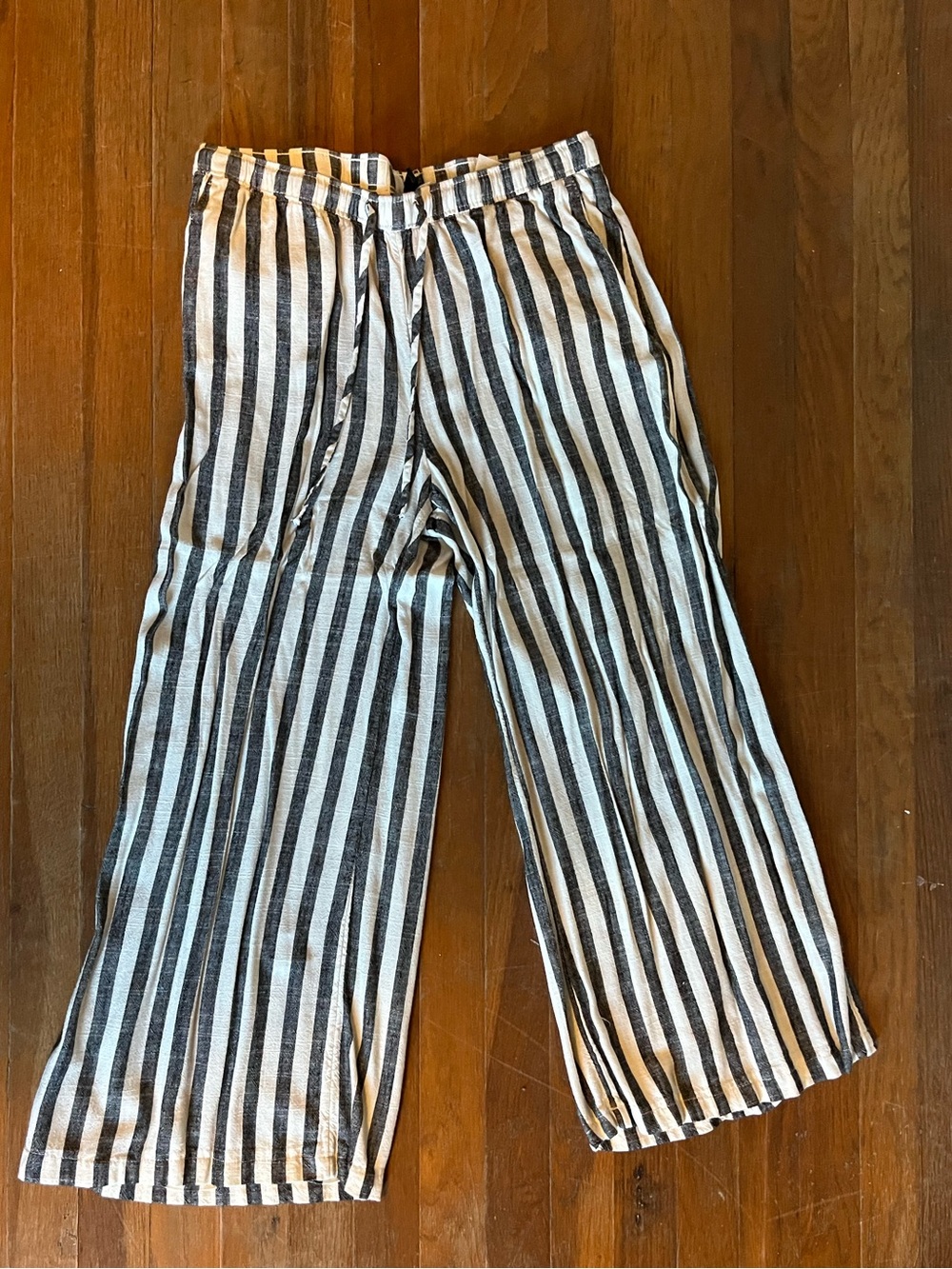 Linen blend Striped Black & White Wide-Leg Pants cropped